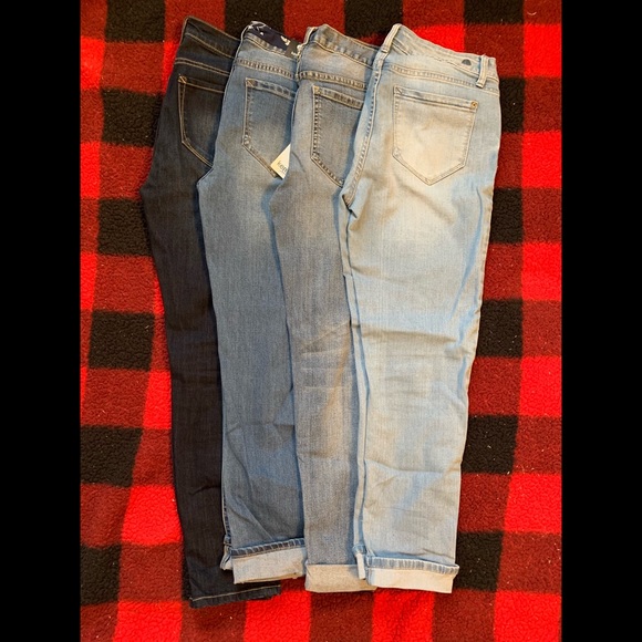 Mossimo Skinny Ripped Boyfriend Jeans - Picture 3 of 5